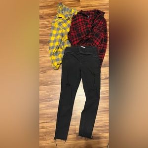 Old Navy Rockstar Jeggings with 2 bonus Flannels